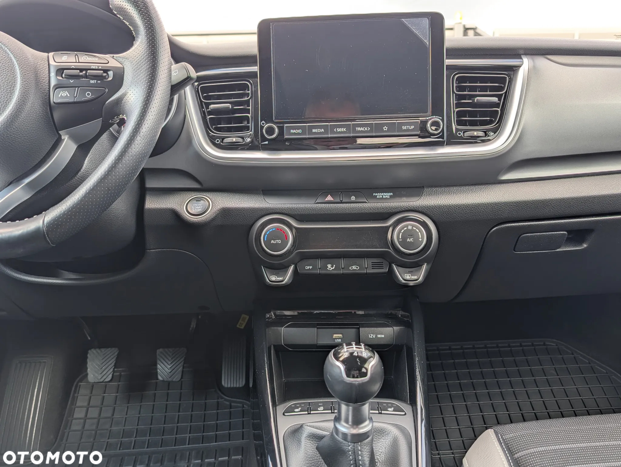 Kia Stonic 1.2 L Business Line - 23