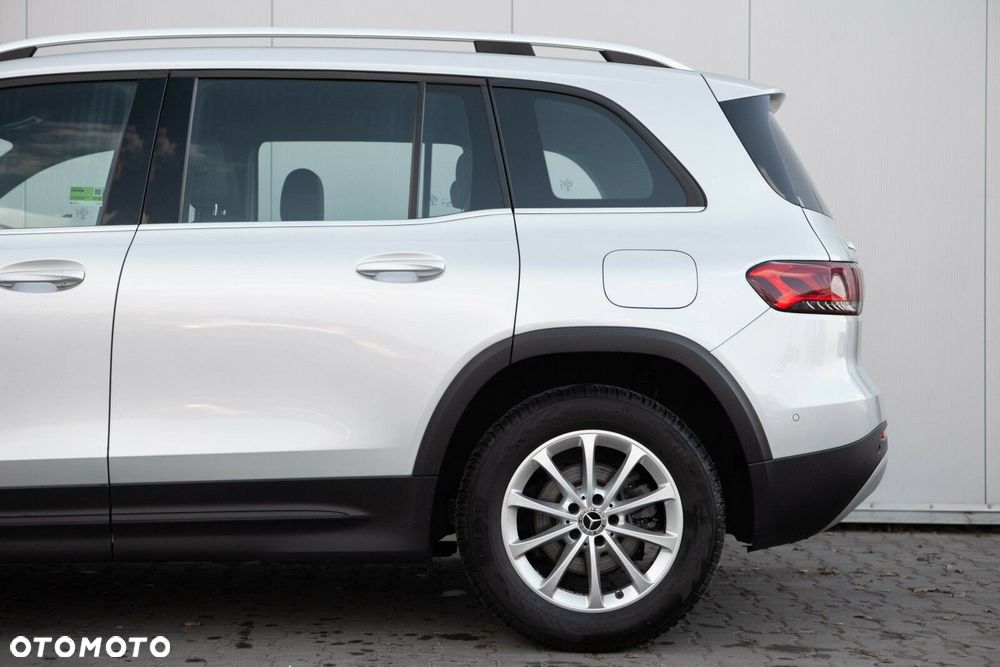 Mercedes-Benz GLB 180 Progressive 7G-DCT - 15