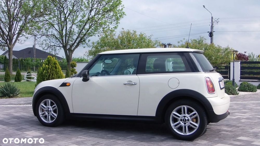 MINI ONE - 4