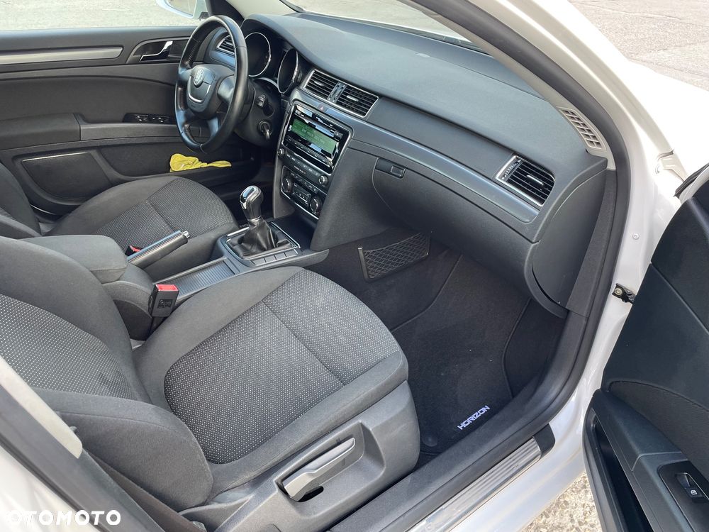 Skoda Superb 1.6 TDI Active - 9