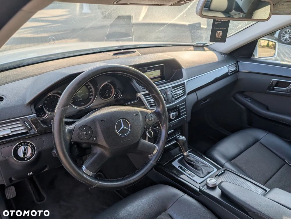 Mercedes-Benz Klasa E 220 CDI BlueEff Avantgarde - 10