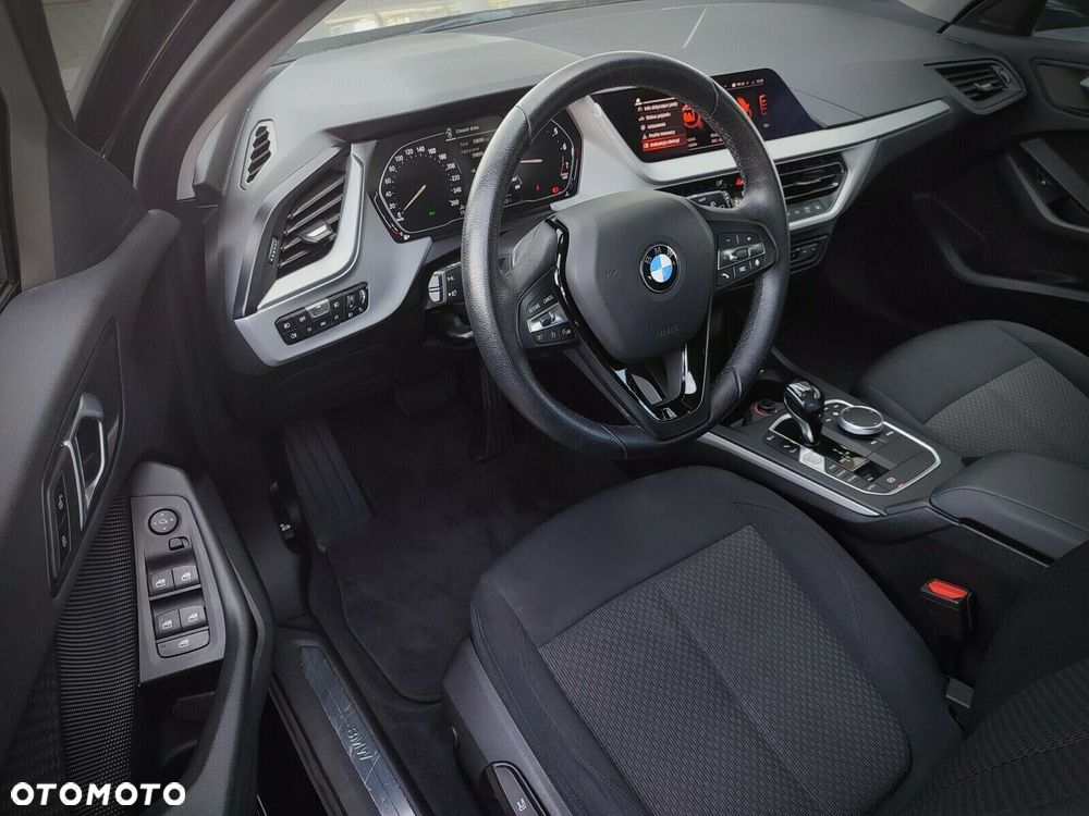 BMW Seria 1 118i Advantage - 16