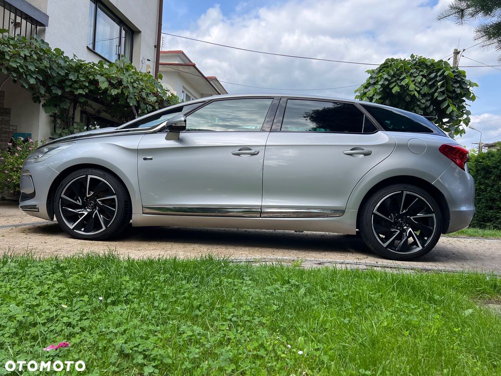 Citroën DS5 2.0 HDi Hybrid4 SportChic MCP - 15