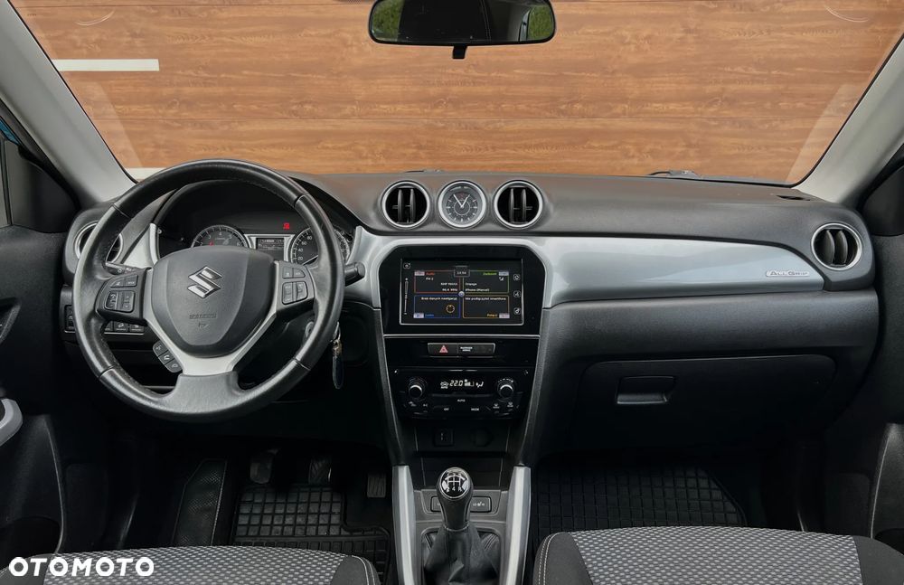 Suzuki Vitara 1.6 Premium 4WD - 14
