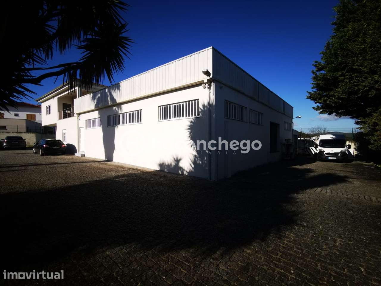 Armazém em Vila Seca Barcelos para arrendar - Grande imagem: 2/4