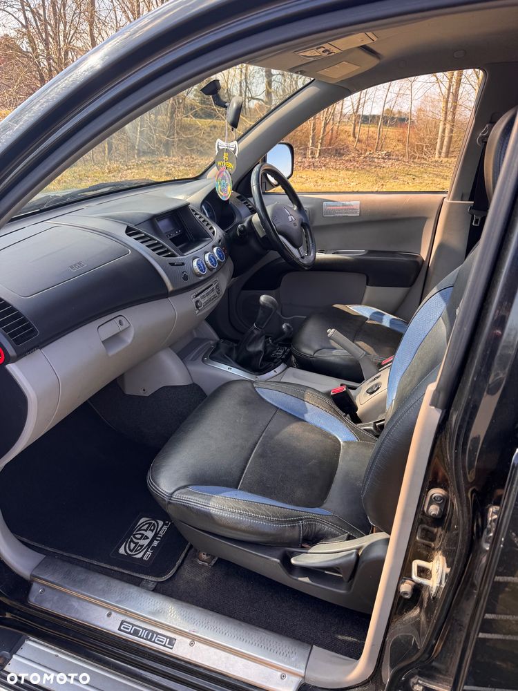 Mitsubishi L200 2.5 DID Intense + HP - 27