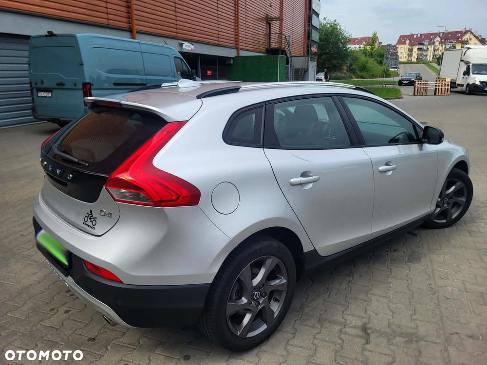 Volvo V40 D4 Summum - 18