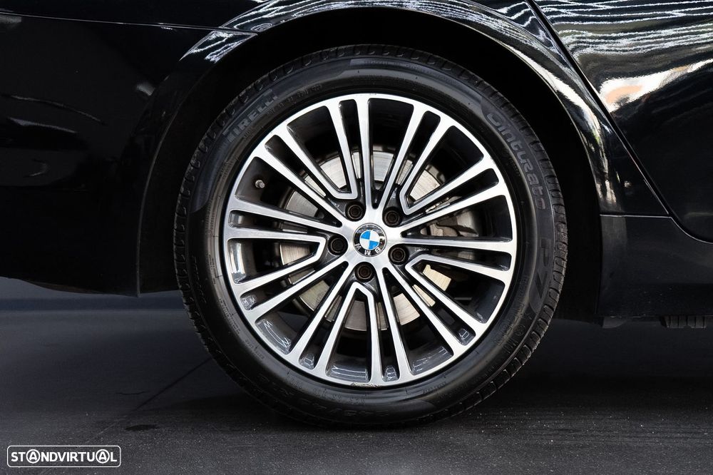 BMW 530 e iPerformance Line Sport - 15