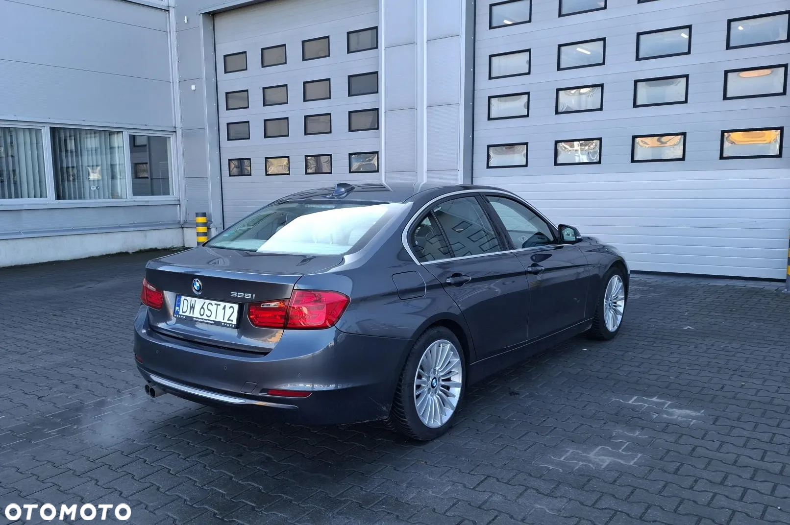 BMW Seria 3 328i Luxury Line - 5