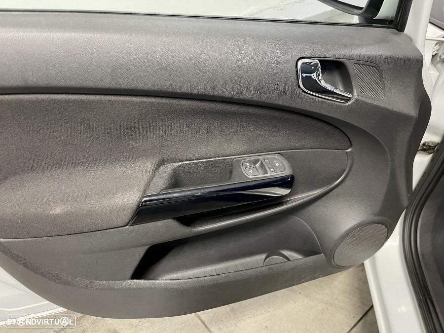 Opel Corsa 1.2 Go! FlexFuel - 16