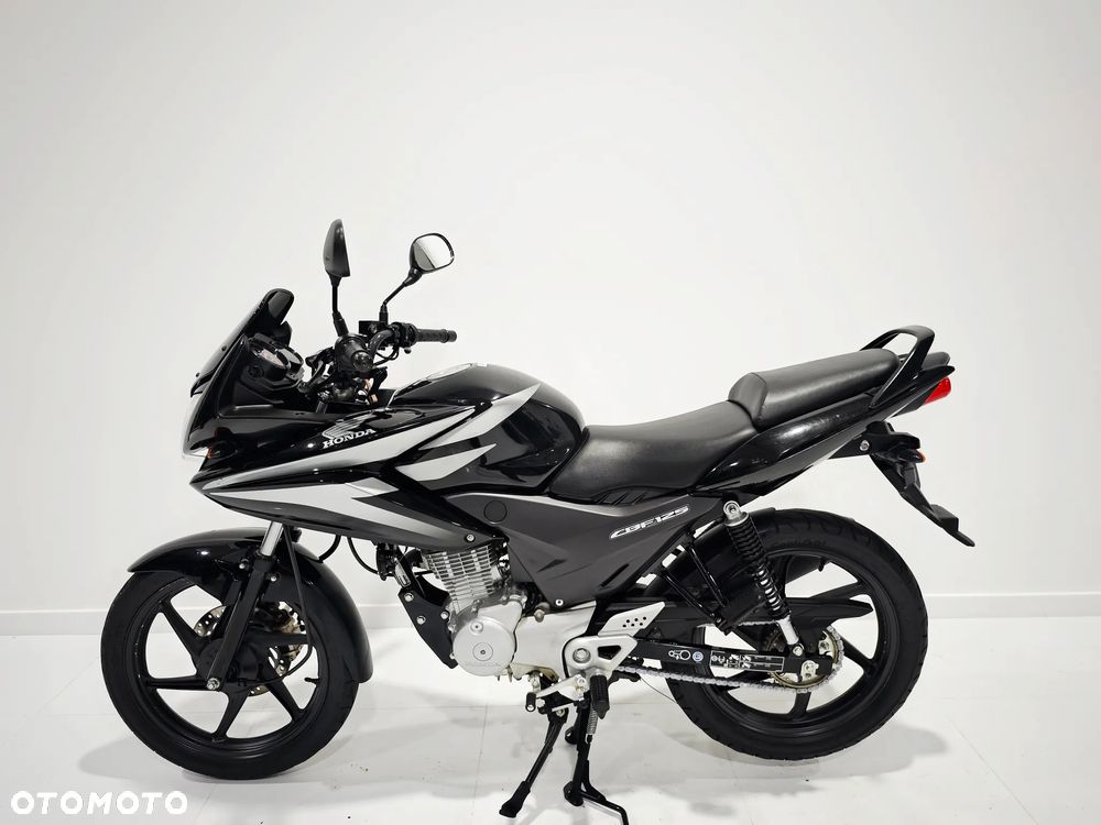 Honda CBF - 4