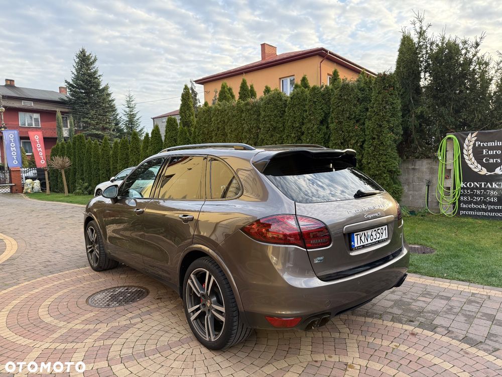 Porsche Cayenne S Diesel - 13