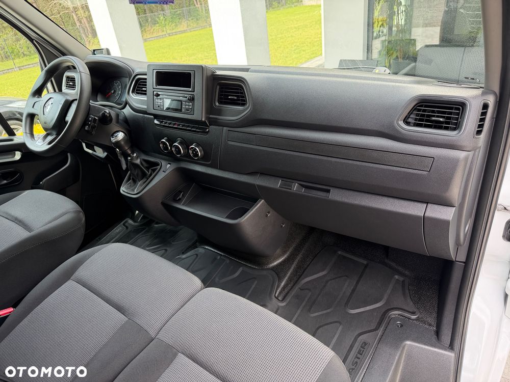 Renault Master Chłodnia 7 Europalet / Agregat Zanotti Z350s Grzanie, Mroźnia, Zasilanie 230V / Bliźniak / Wzmacniany / Oryginalny stan / Po serwisie / Niski przebieg / Salon PL / FV23% - 32