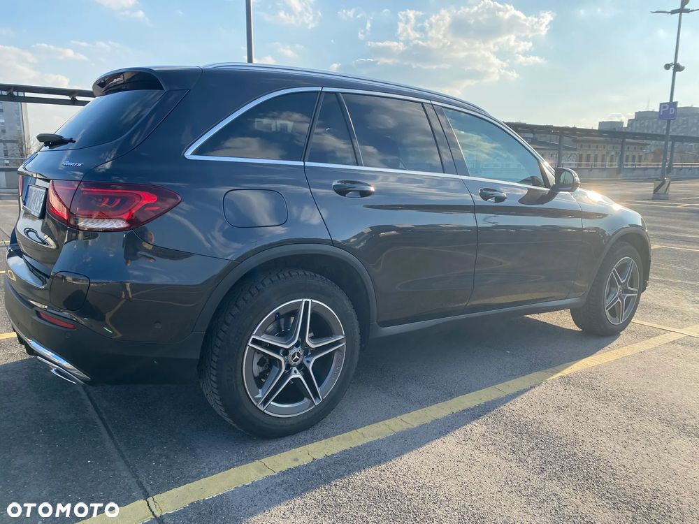Mercedes-Benz GLC 300 e 4-Matic - 7