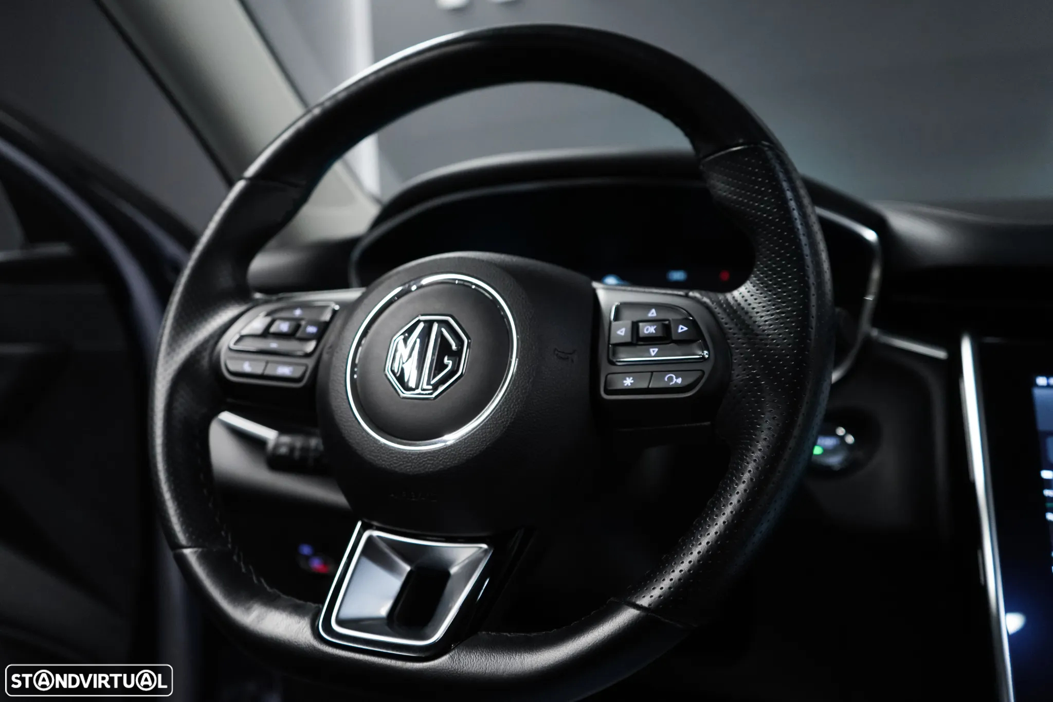 MG Marvel R 70 kWh Luxury - 34