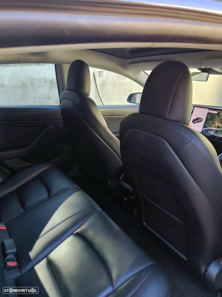 Tesla Model 3 Long Range AWD Dual Motor — fotografia 12