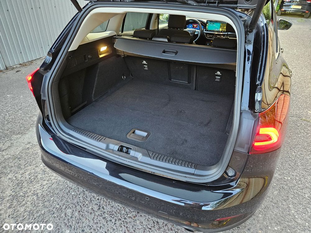 Ford Focus 1.5 EcoBlue Titanium X - 11
