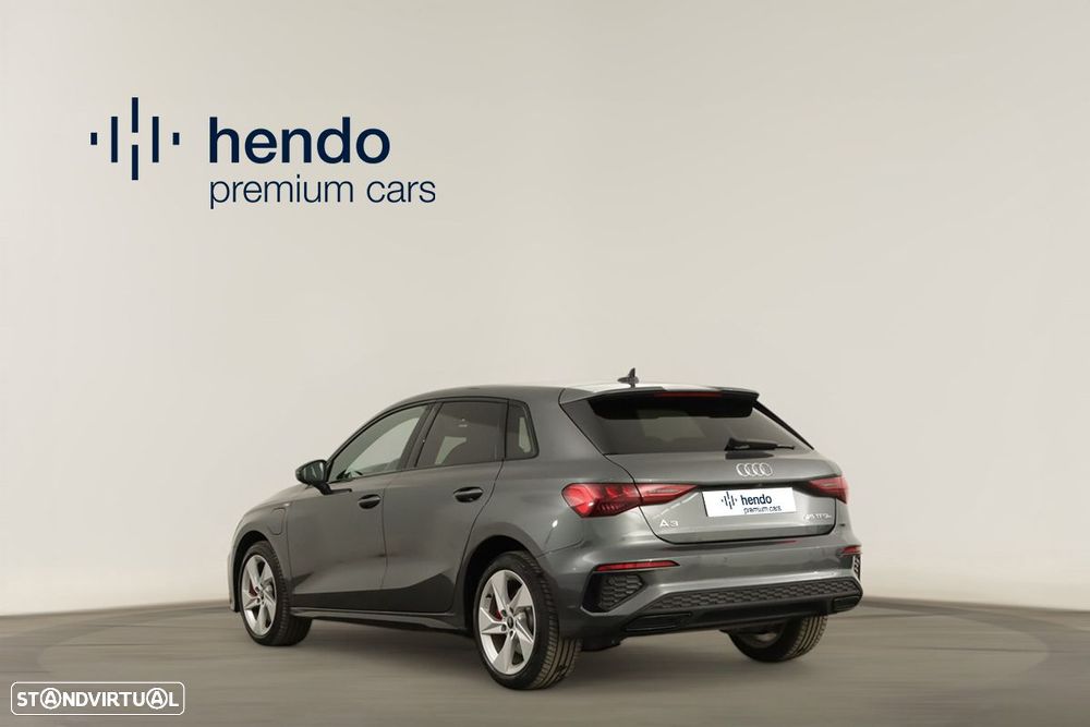 Audi A3 Sportback 45 TFSIe S line - 4