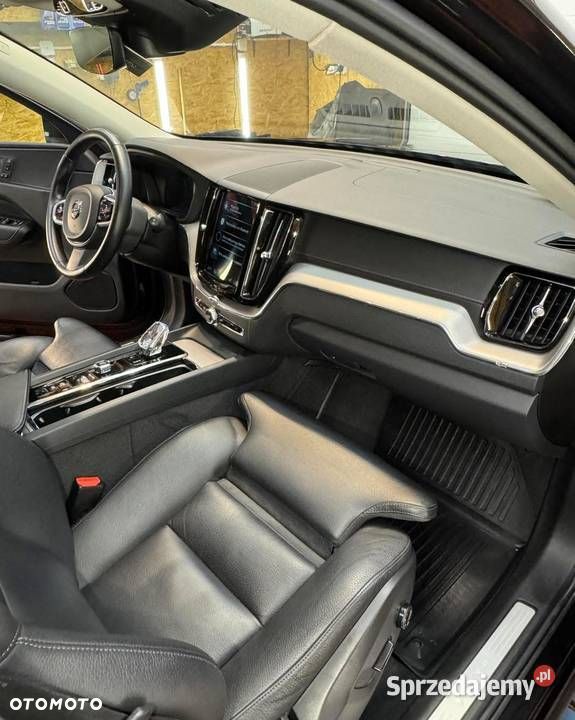 Volvo XC 60 B4 D AWD Inscription - 8