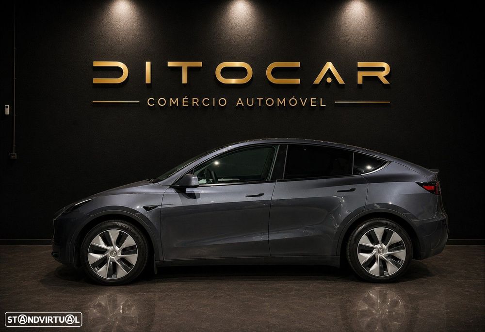 Tesla Model Y Standard - 3