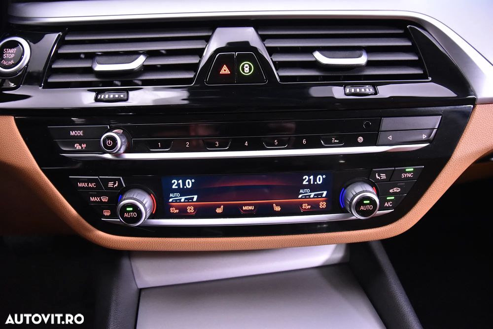 BMW Seria 5 520d Aut. - 18