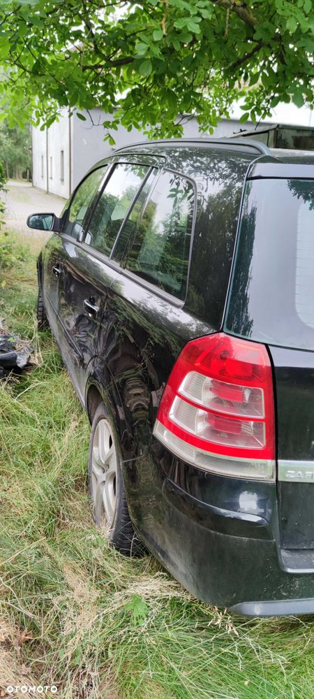 Opel Zafira - 4