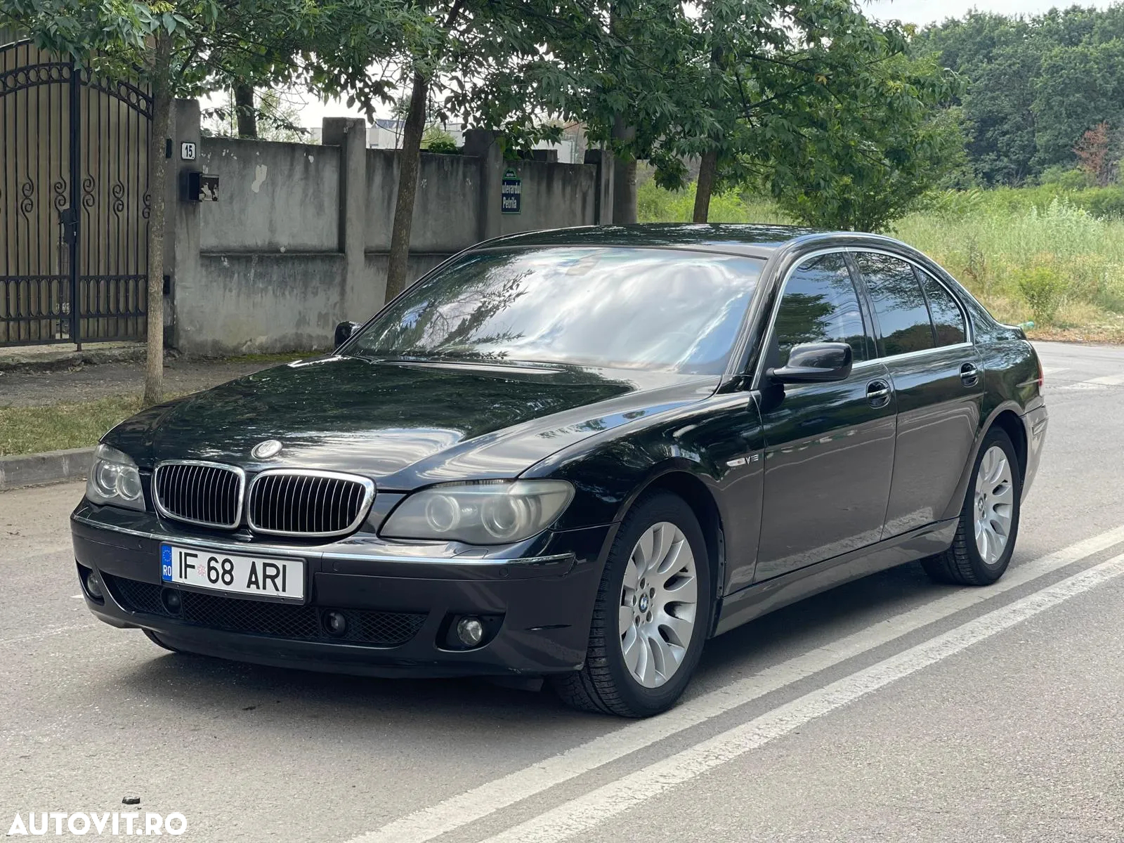 BMW Seria 7 760i A - 2