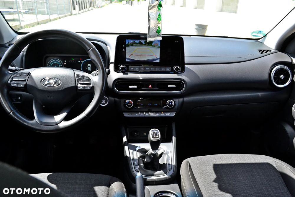 Hyundai Kona - 12