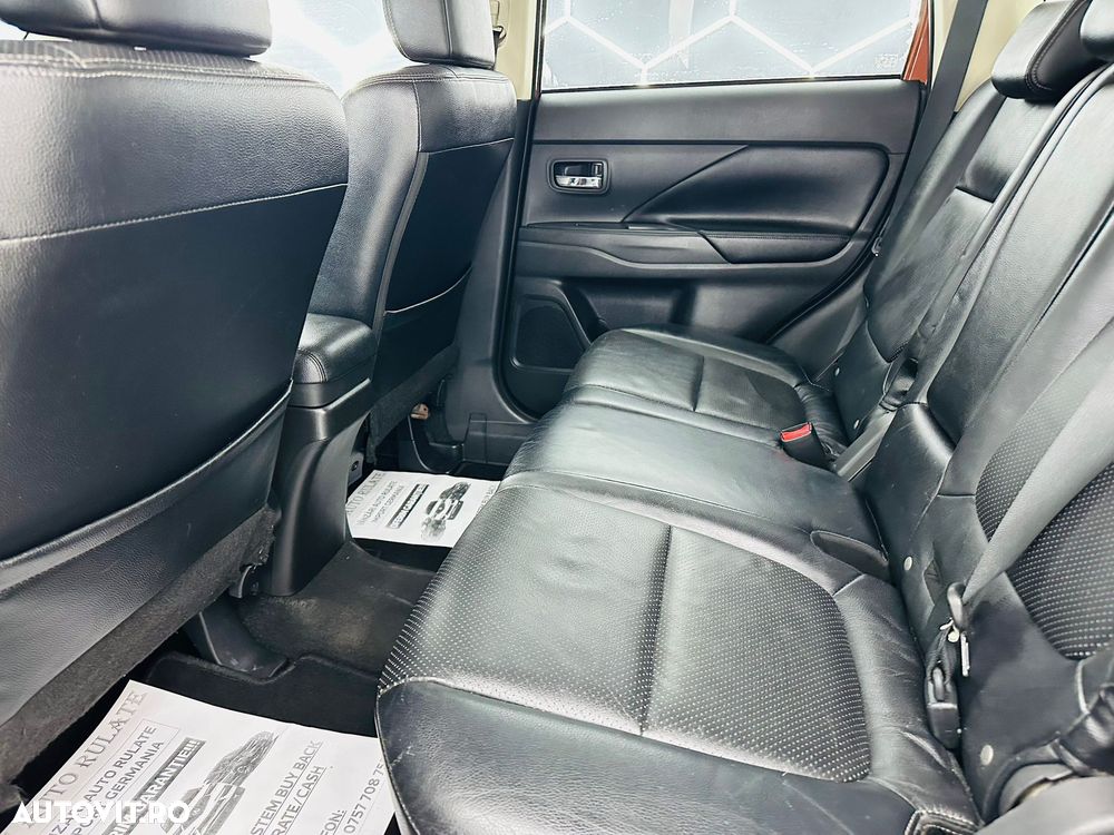 Mitsubishi Outlander 2.2 DI-D 4WD Automatik Diamant Edition - 15