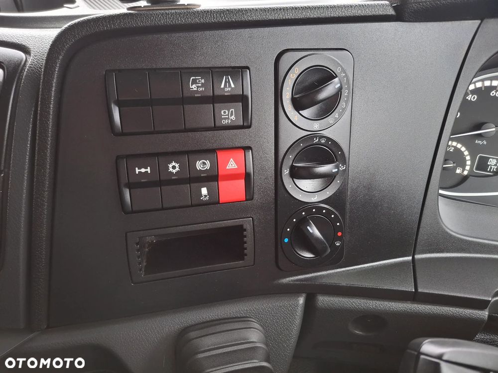 Mercedes-Benz Atego 1523 Zamiatarka EURO 6 PM10 Schmidt Street King 660 2 Silniki Szczotki L/R Na Poduszkach Kamery Automatyczna Skrzynia Pojazd Specjalny - 32