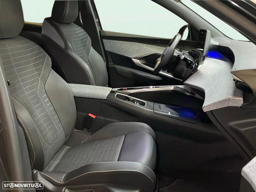Peugeot 3008 1.2 Hybrid Allure e-DCS6 - 15