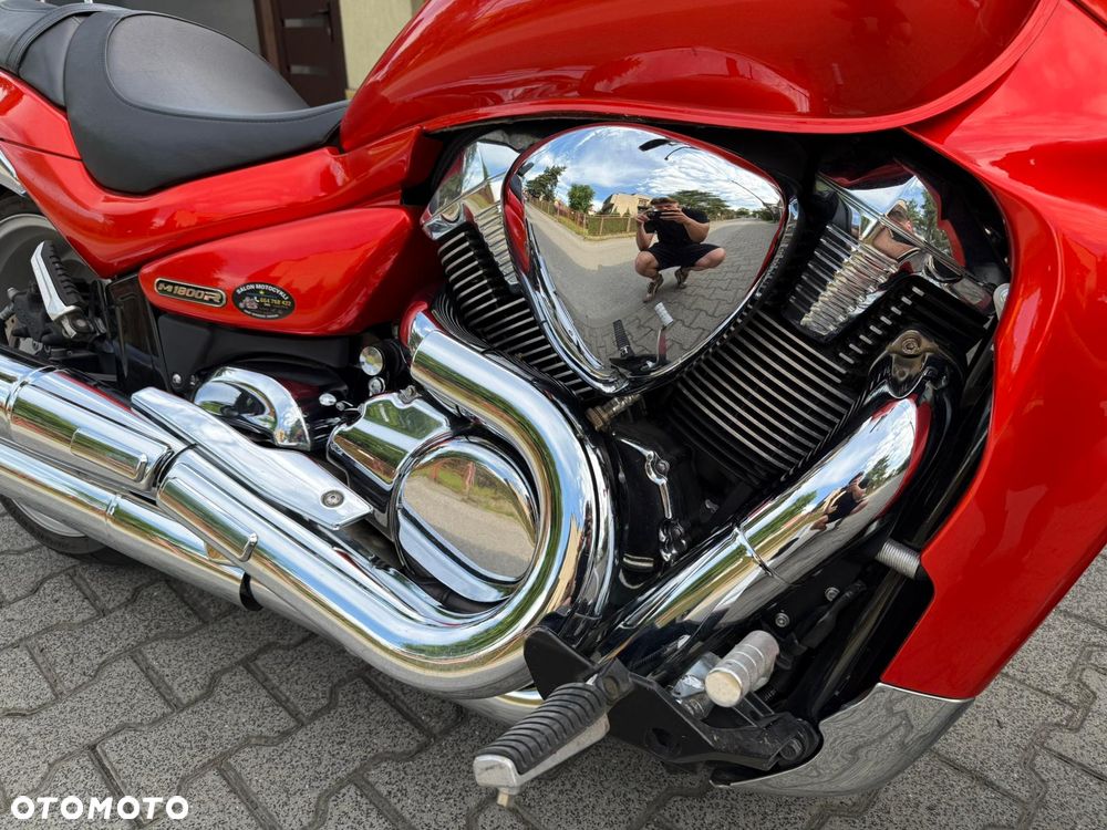 Suzuki VZ - 4