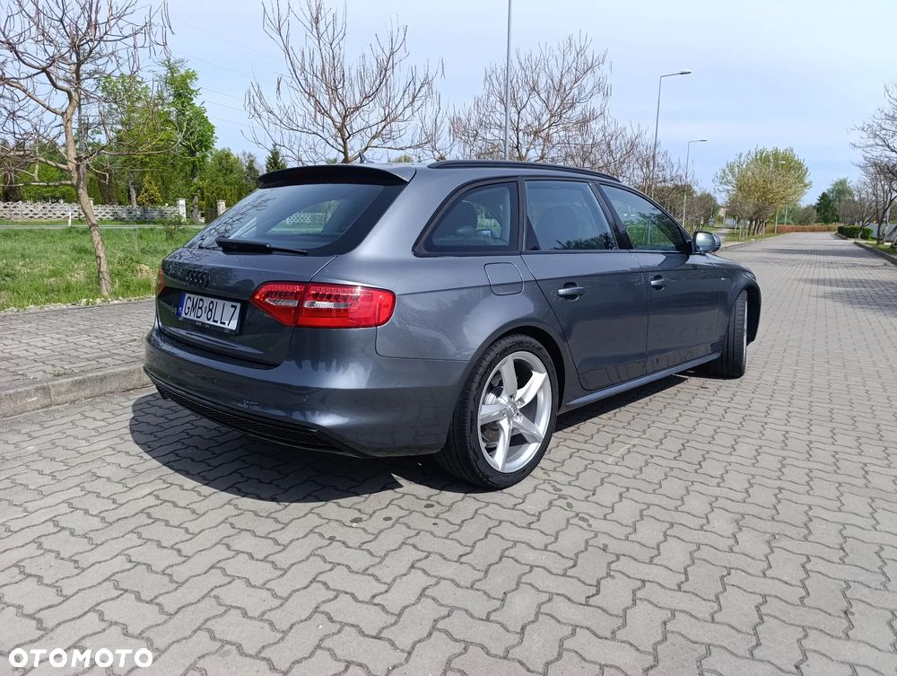 Audi A4 Avant 2.0 TDI DPF clean diesel quattro S line Sportpaket - 8