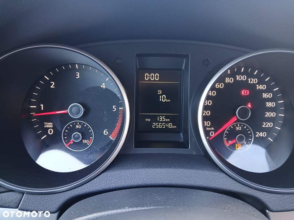 Volkswagen Golf - 12