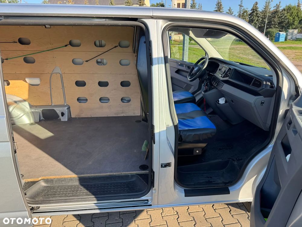 Volkswagen Transporter T6 - 6