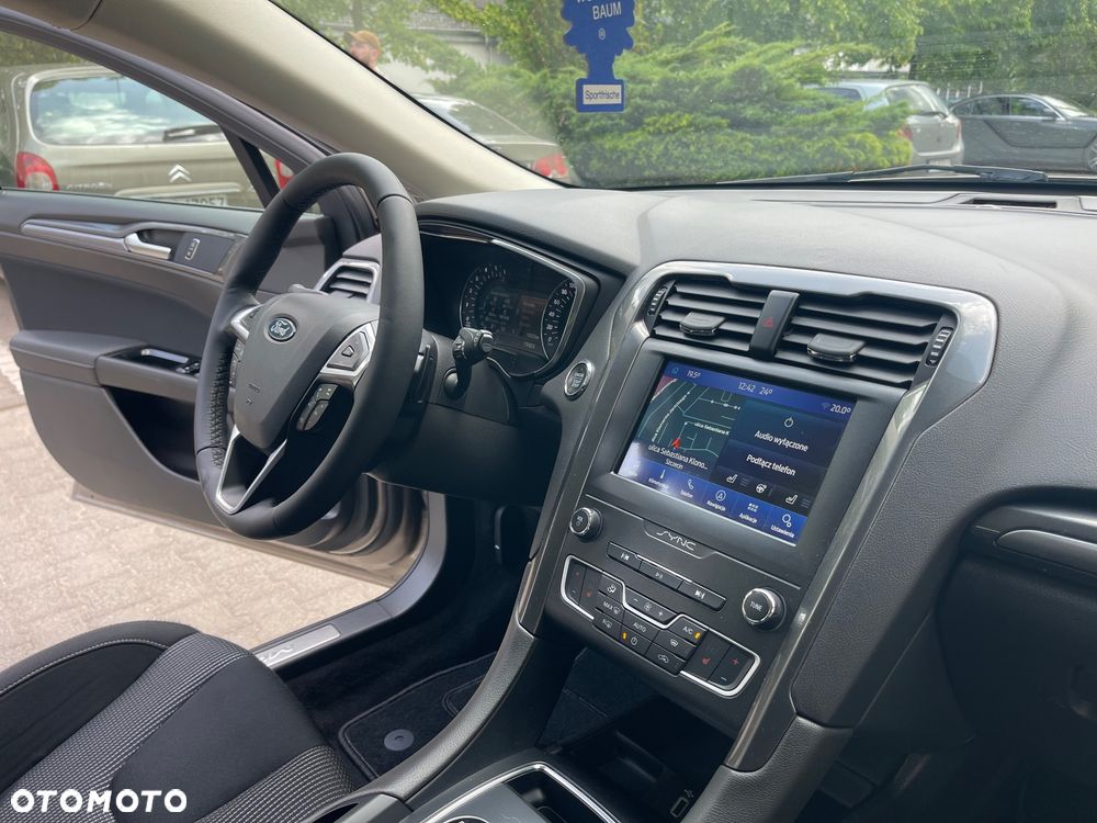 Ford Mondeo - 31
