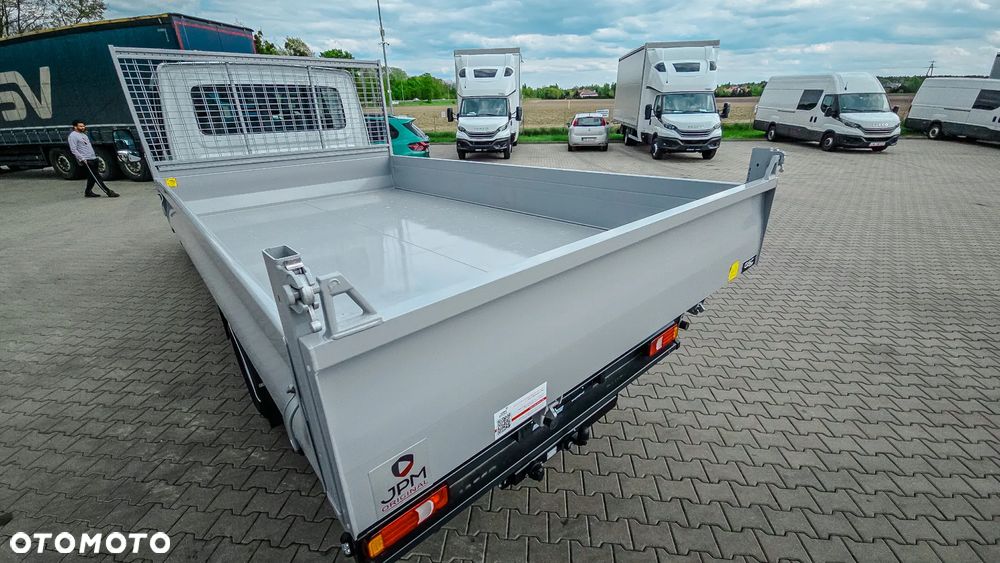 Iveco DAILY 70C18HD - 12