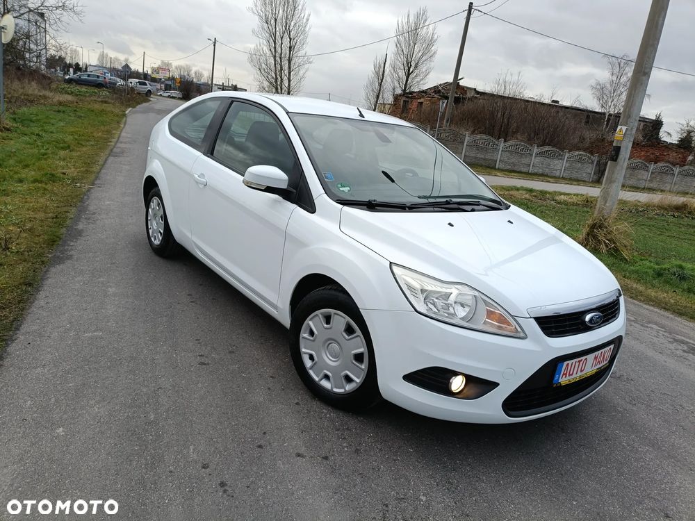 Ford Focus 1.4 16V Style - 32