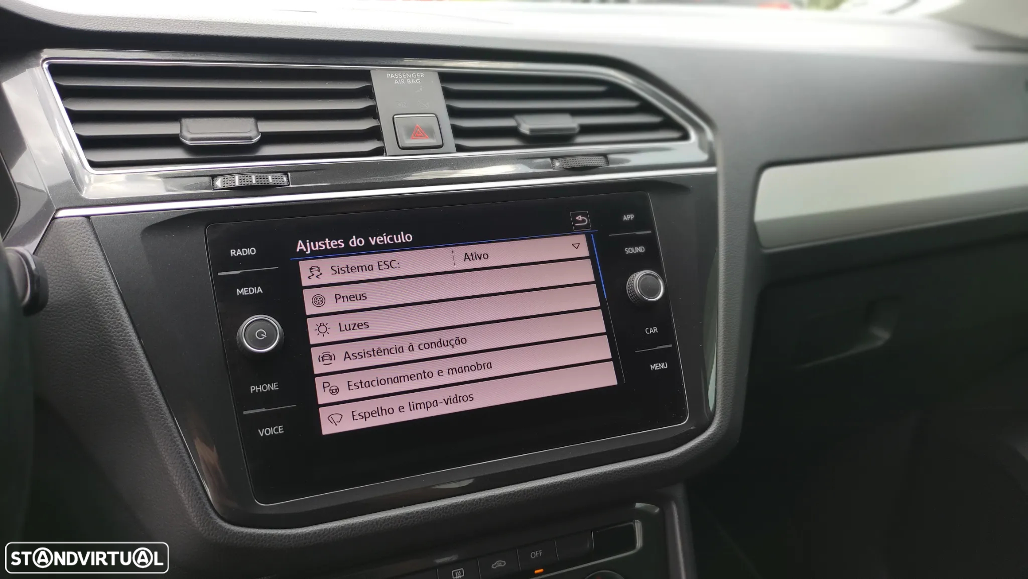 VW Tiguan 1.6 TDI Tech - 19