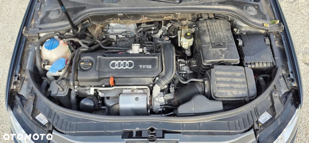 Audi A3 ver-1-4-tfsi-s-tronic-s-line-sportpaket - 14