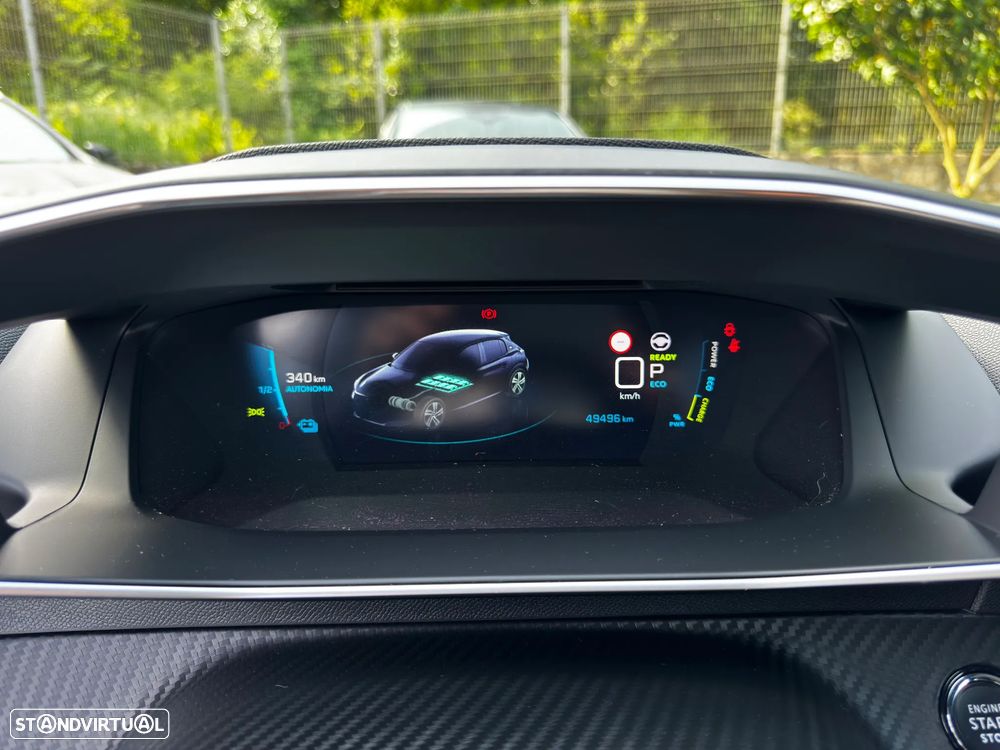 Peugeot e-208 Allure - 21