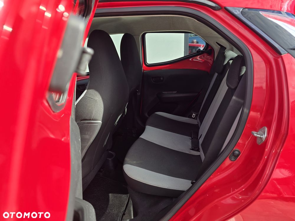 Toyota Aygo x-clusiv - 18