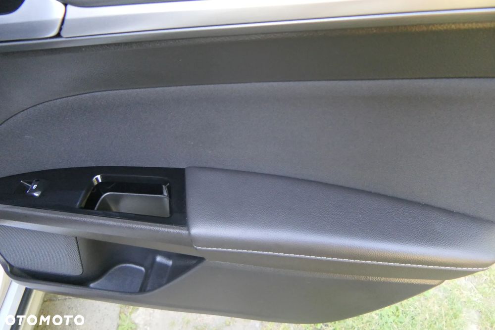 Ford Mondeo 1.5 TDCi ECOnetic Titanium - 36