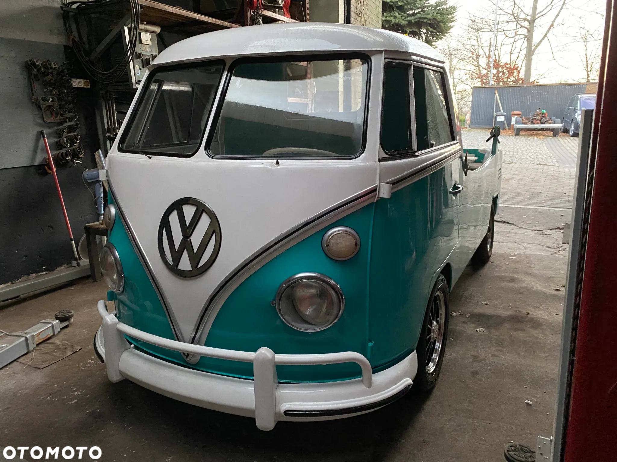 Volkswagen Transporter - 16