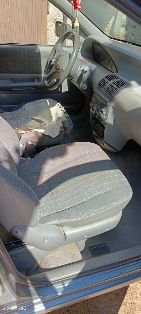 Fiat Punto 75 SX - 14