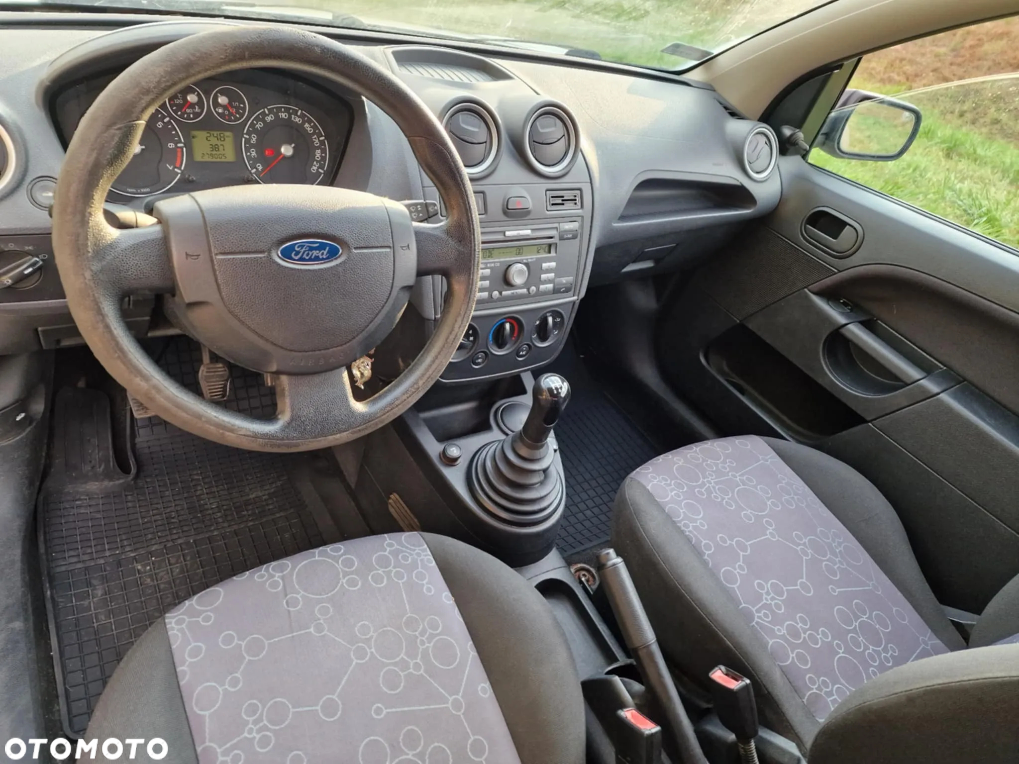 Ford Fiesta 1.3 - 8