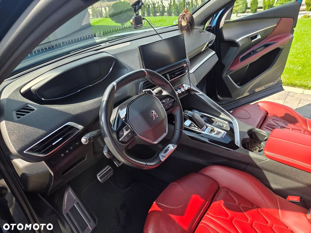 Peugeot 3008 1.6 PureTech HYbrid GT Line S&S EAT8 - 17
