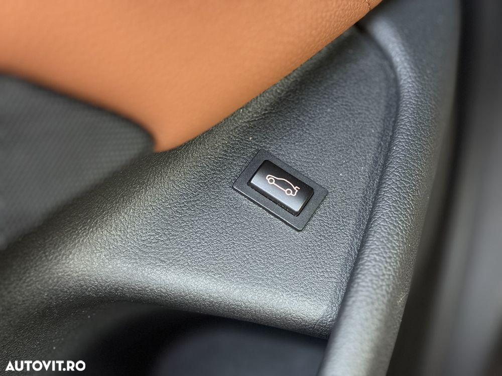 BMW Seria 5 520i Aut. - 35