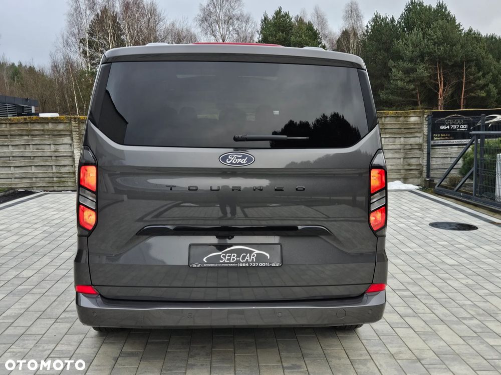 Ford Tourneo Custom 2.0 EcoBlue 320 L2 Titanium - 11