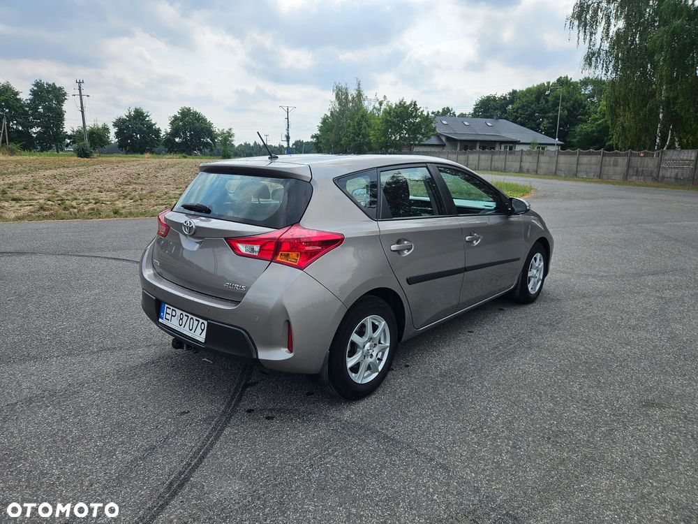 Toyota Auris 1.33 VVT-i Active - 3